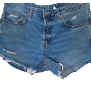 H&M Women Sz 29 Boyfriend Cutoff Distressed Button Fly 3 inch Denim Shorts